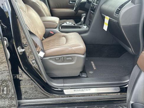 Used 2024 Nissan Armada Platinum w/ Captain's Chairs Package AWD/4WD image 13