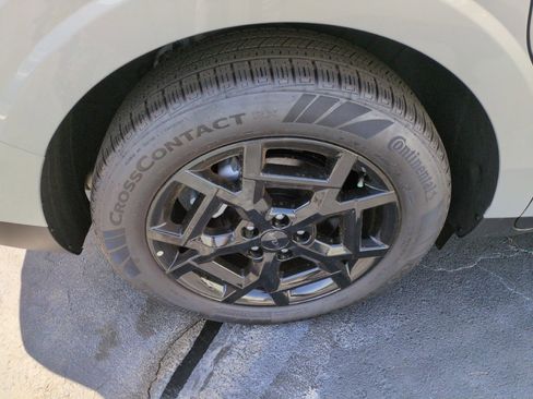 New 2026 Kia Carnival SX Prestige image 9