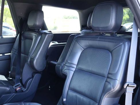 Used 2024 Lincoln Navigator Reserve AWD/4WD image 13