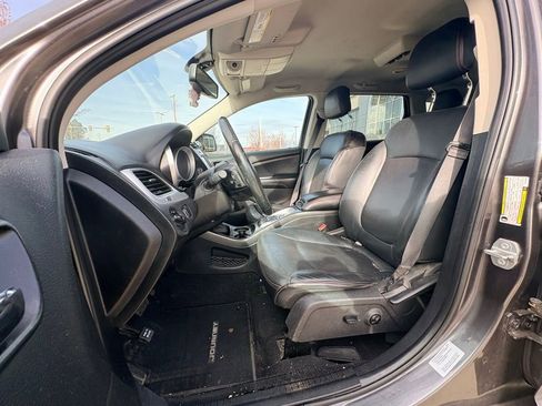 Used 2016 Dodge Journey R/T image 2