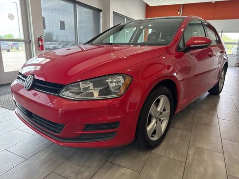 Used 2017 Volkswagen Golf Wolfsburg Edition FWD image 3