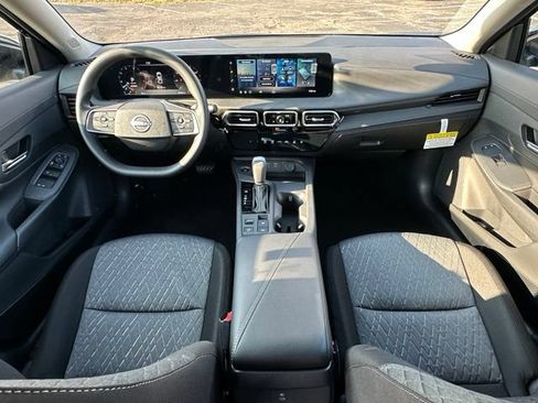 Used 2026 Nissan Sentra SV w/ Floor Mat Package FWD image 28