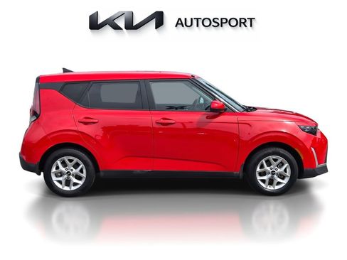 Certified 2024 Kia Soul LX w/ Option Group 015 FWD image 7