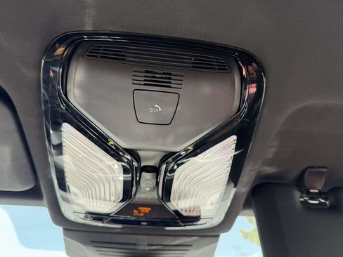 Used 2024 BMW X6 xDrive40i AWD/4WD image 40