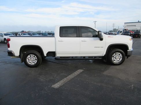 Certified 2022 Chevrolet Silverado 2500 LT w/ Convenience Package AWD/4WD image 5