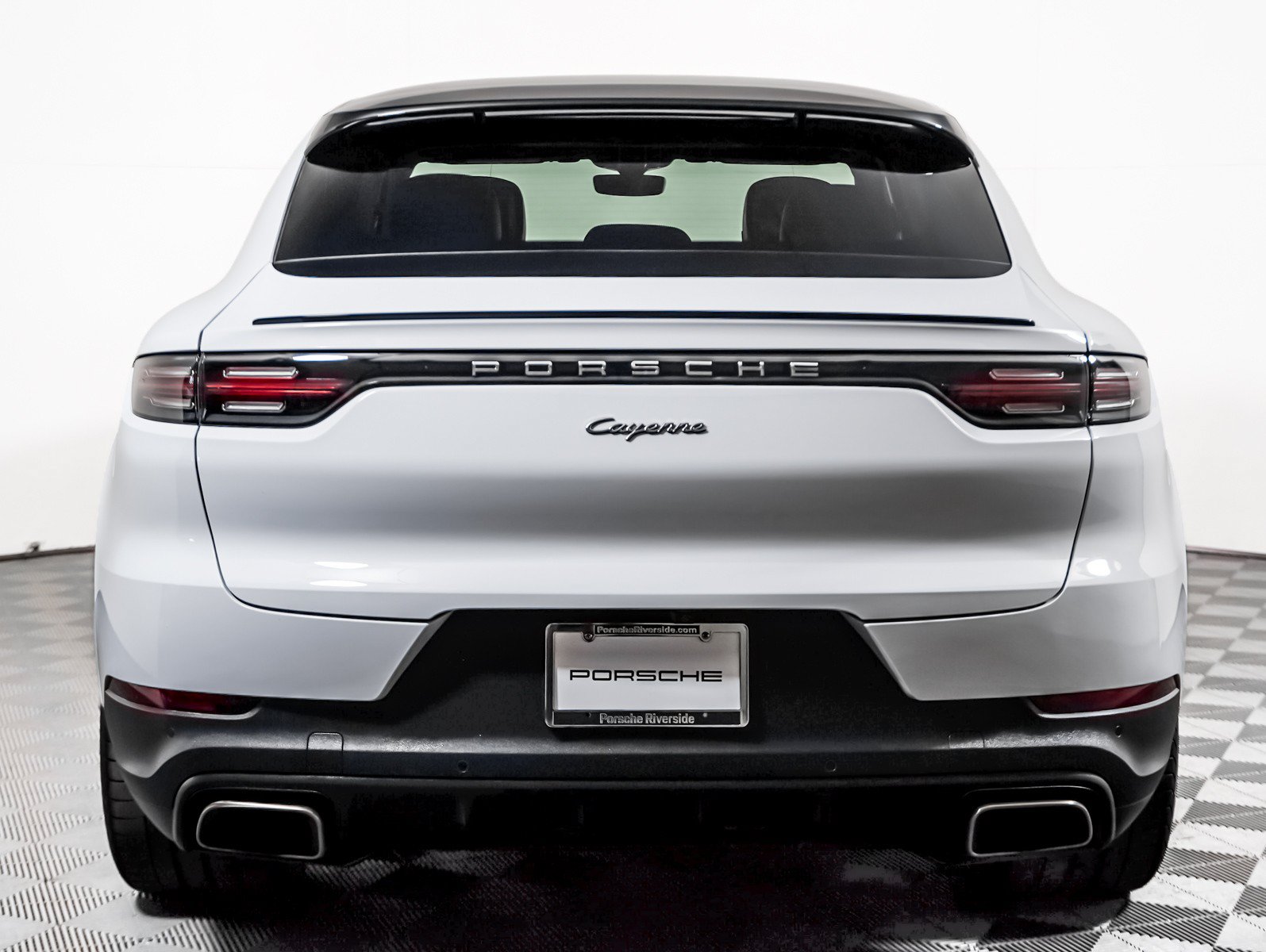 Certified 2023 Porsche Cayenne Coupe AWD/4WD image 11