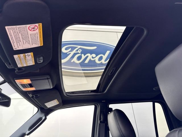Used 2016 Ford Expedition EL Limited w/ Equipment Group 301A AWD/4WD image 23