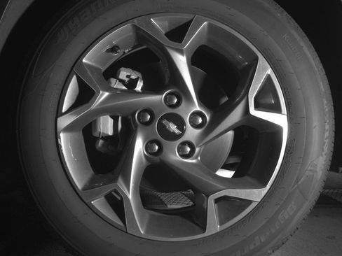 Used 2025 Chevrolet Trax LT w/ LT Convenience Package image 12