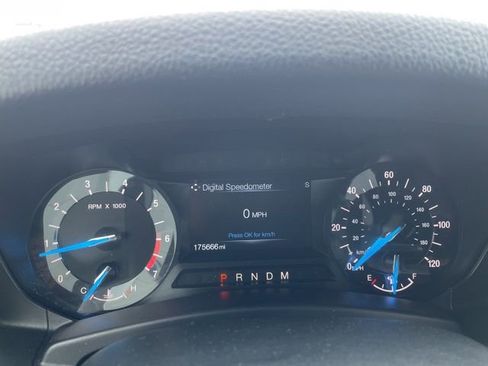 Used 2015 Ford Expedition XLT AWD/4WD image 20