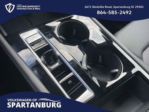 New 2026 Volkswagen Atlas Cross Sport SEL R-Line image 25