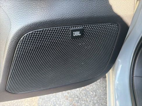 Used 2020 Toyota Tacoma TRD Off-Road w/ TRD Premium Off Road Package image 11