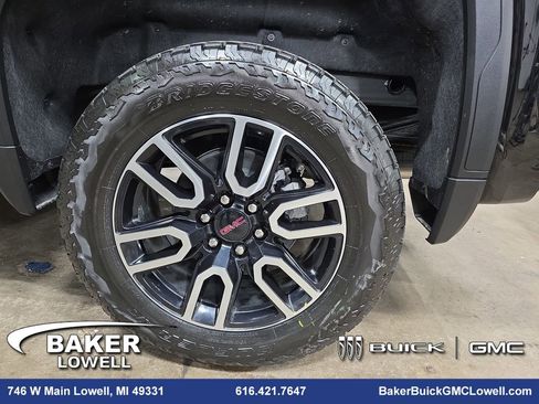 New 2026 GMC Sierra 1500 AT4 w/ AT4 Preferred Package image 35