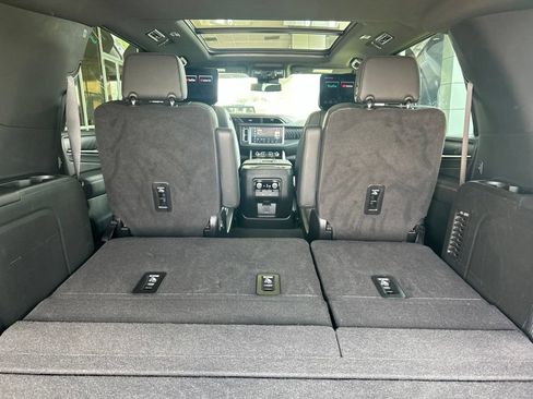 Used 2024 GMC Yukon XL Denali w/ Max Trailering Package RWD image 15
