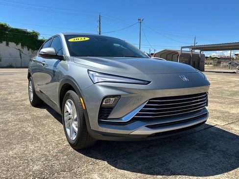 Used 2024 Buick Envista Preferred w/ Convenience I Package image 6