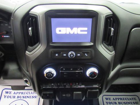 Used 2023 GMC Sierra 1500 Pro w/ Pro Value Package AWD/4WD image 40