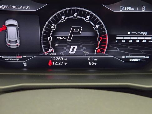 Used 2022 Lamborghini Urus AWD/4WD image 37