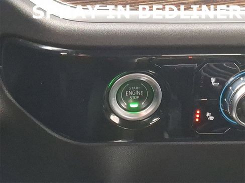 Used 2023 GMC Sierra 1500 Elevation image 24