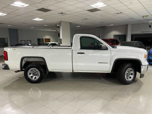Used 2014 GMC Sierra 1500 4x4 Regular Cab w/ Sierra Convenience Package image 9