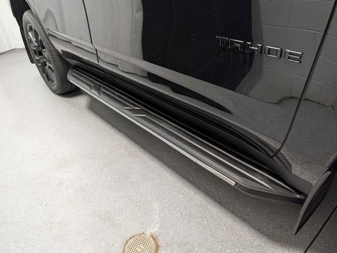 Used 2022 Chevrolet Tahoe LT w/ Luxury Package image 3