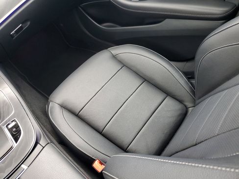 Used 2022 Mercedes-Benz E 350 Sedan image 17