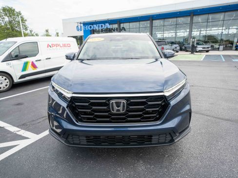 Used 2024 Honda CR-V EX image 2