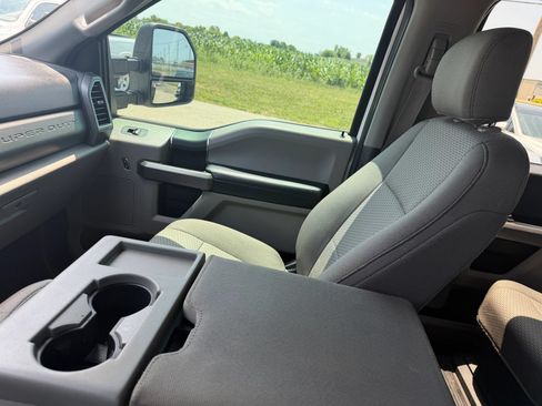 Used 2019 Ford F350 XLT AWD/4WD image 22