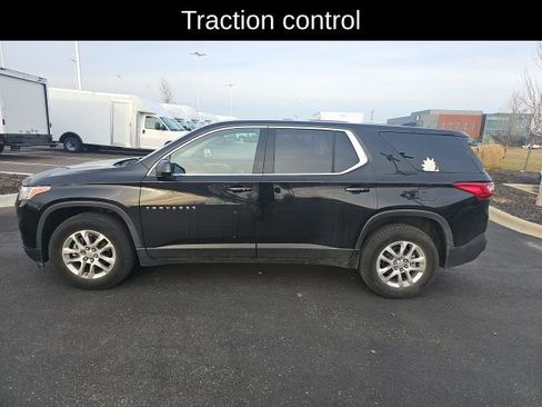 Used 2018 Chevrolet Traverse LS image 14