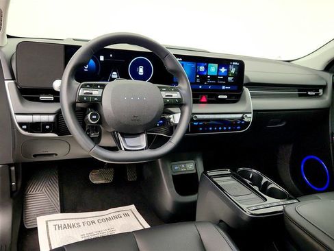 Used 2025 Hyundai Ioniq 5 Limited image 12