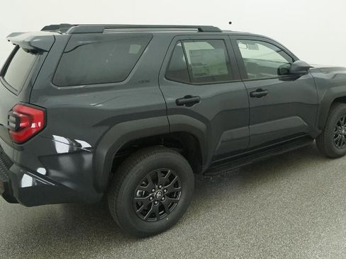 New 2026 Toyota 4Runner SR5 AWD/4WD image 42