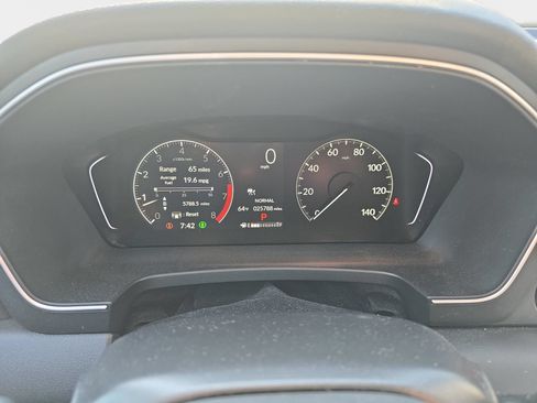 Used 2024 Honda Pilot EX-L image 13