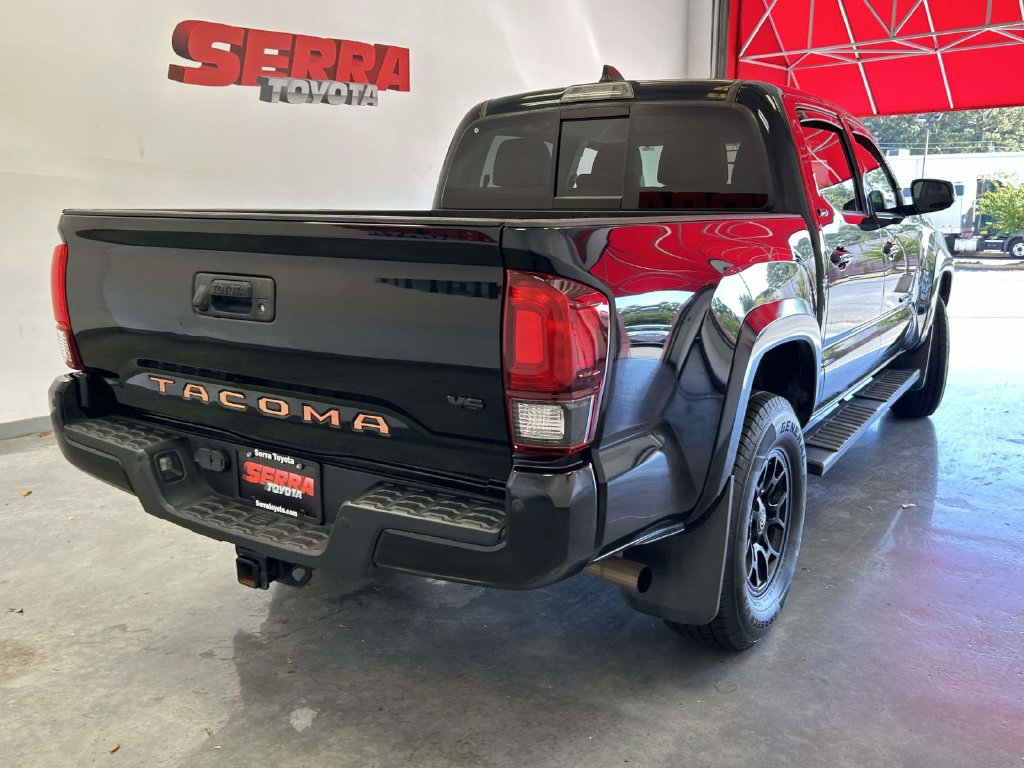 Certified 2022 Toyota Tacoma SR5 RWD image 3
