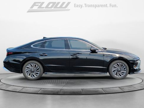 Certified 2025 Hyundai Sonata SEL FWD image 8