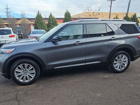 Used 2022 Ford Explorer Limited w/ Hybrid Equipment Group 310A image 4