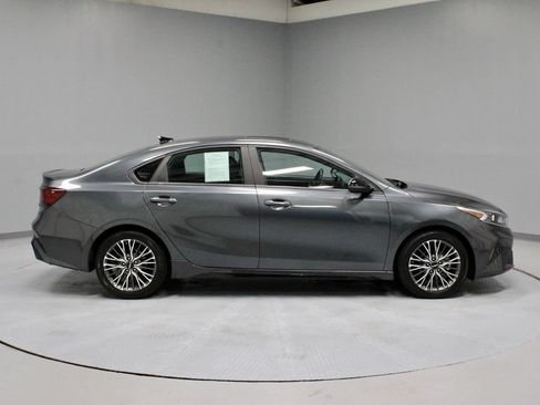 Used 2023 Kia Forte GT-Line w/ GT-Line Premium Package FWD image 12