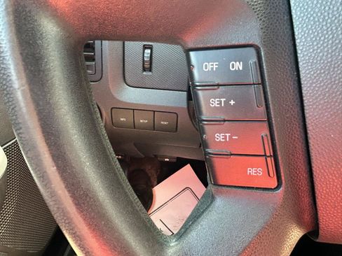 Used 2012 Ford Escape XLT AWD/4WD image 18
