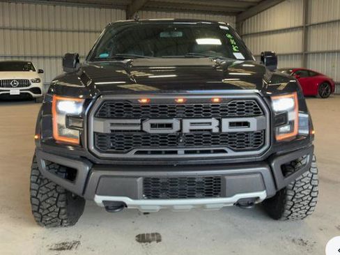 Used 2019 Ford F150 Raptor w/ Equipment Group 802A Luxury image 2