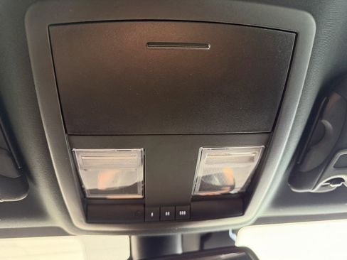 Used 2019 Dodge Challenger R/T Scat Pack w/ Shaker Package image 33