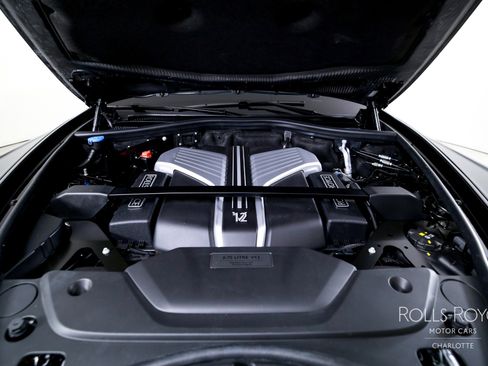 New 2026 Rolls-Royce Phantom Sedan image 38