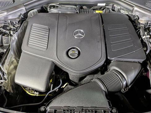 New 2025 Mercedes-Benz GLC 300 image 18