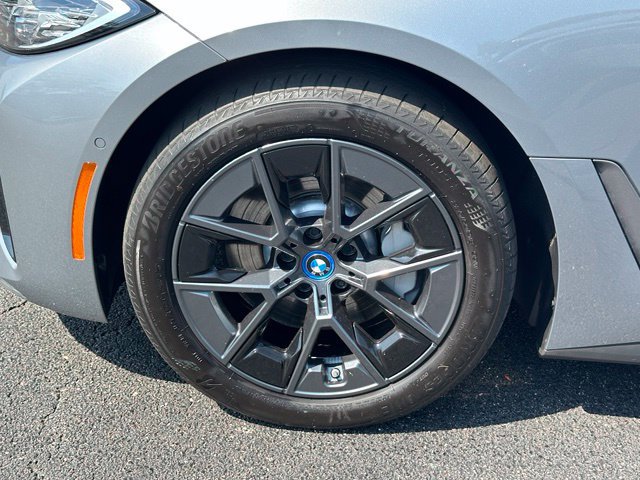 Used 2023 BMW i4 eDrive35 w/ Premium Package RWD image 8