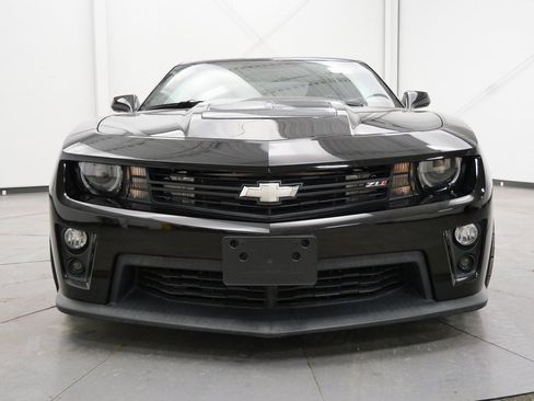 Used 2015 Chevrolet Camaro ZL1 image 2