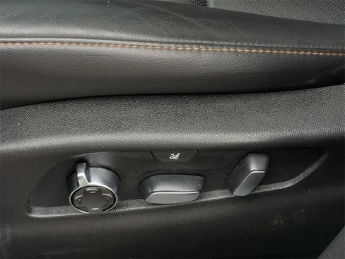 Used 2020 Cadillac XT4 Sport image 30