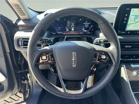 New 2026 Lincoln Aviator Reserve image 14
