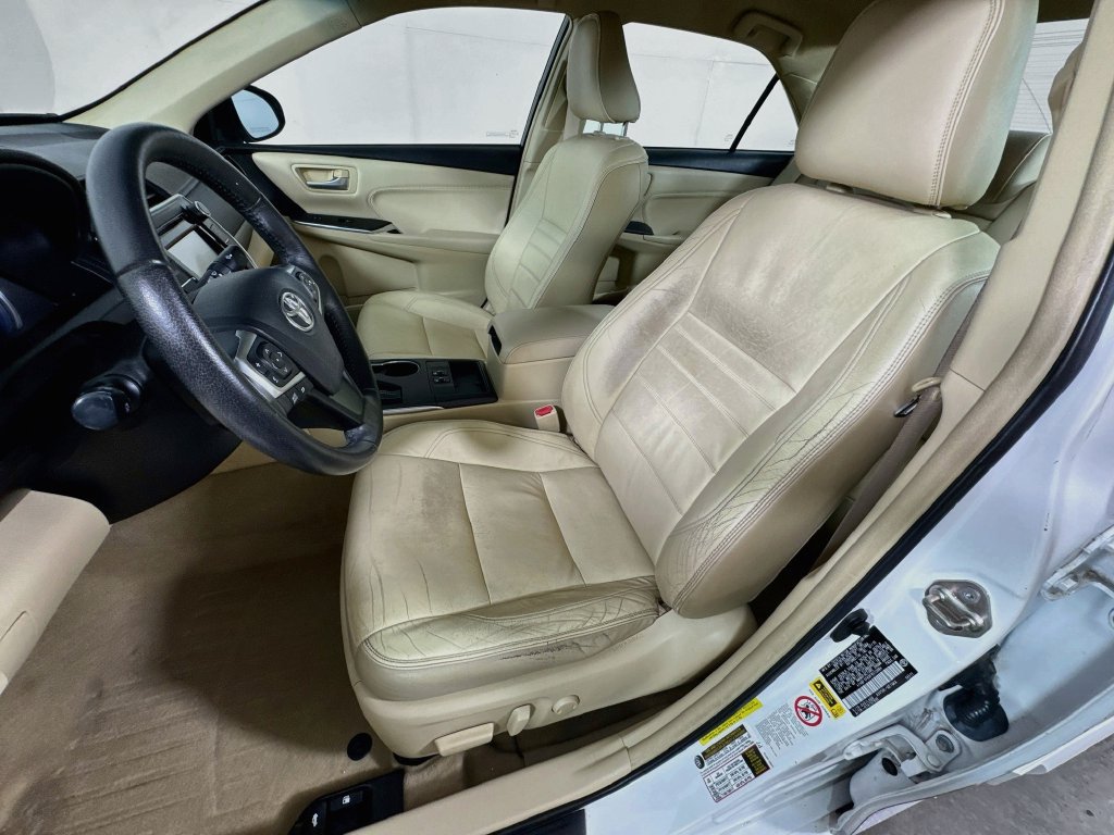 Used 2015 Toyota Camry XLE FWD image 25