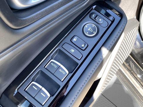 Used 2023 Honda Accord Touring image 12