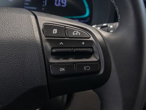 Used 2026 Hyundai Venue SEL FWD image 24