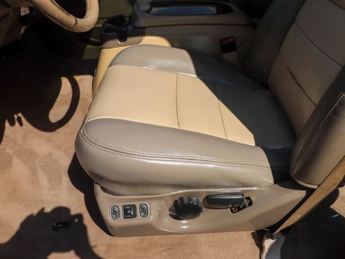 Used 2004 Ford Excursion Eddie Bauer AWD/4WD image 15