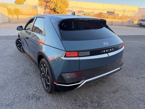 Used 2024 Hyundai Ioniq 5 SE RWD image 10