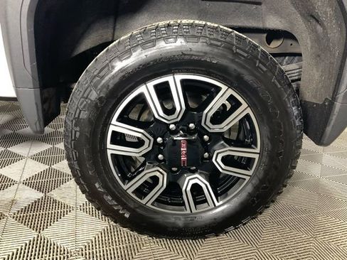 Used 2023 GMC Sierra 2500 AT4 w/ AT4 Premium Plus Package image 44