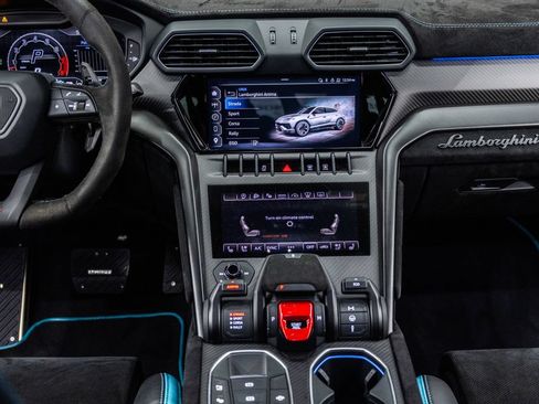 Used 2023 Lamborghini Urus Performante AWD/4WD image 62